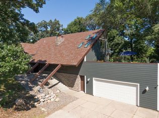 5135 Baker Rd, Minnetonka, MN 55343