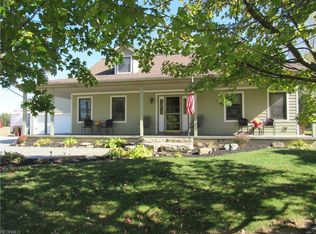 18919 Chamberlain Rd, Grafton, OH 44044