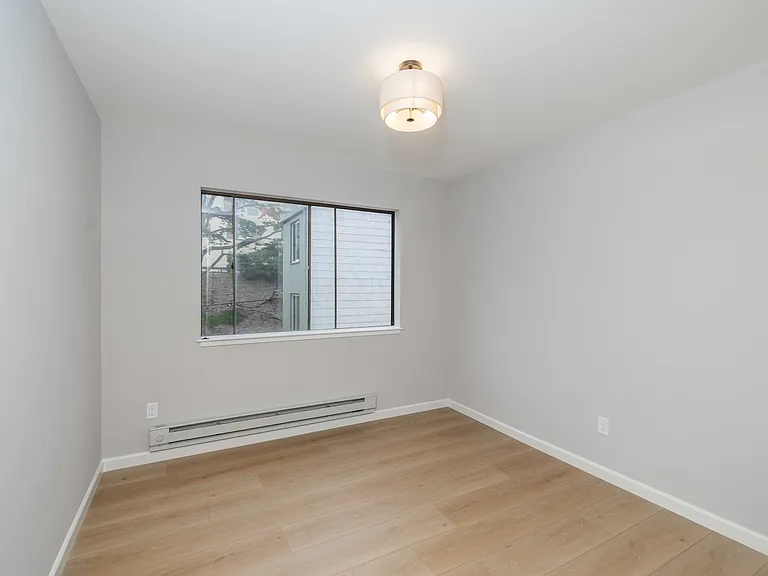 410 44th Ave #303 — Photo 20