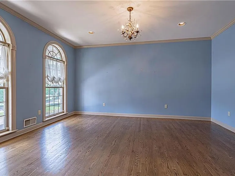 3475 Manor Rd — Photo 12
