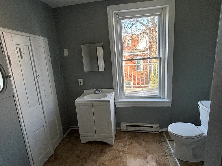 1011 Swede St #2 — Photo 7