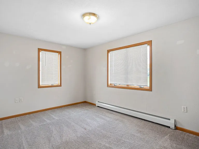 829 Michael Ritger St — Photo 9
