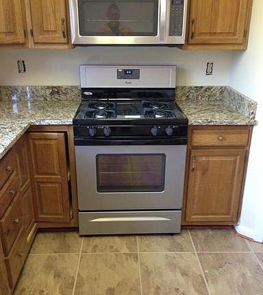 5th image of 7033 Kings Manor Dr