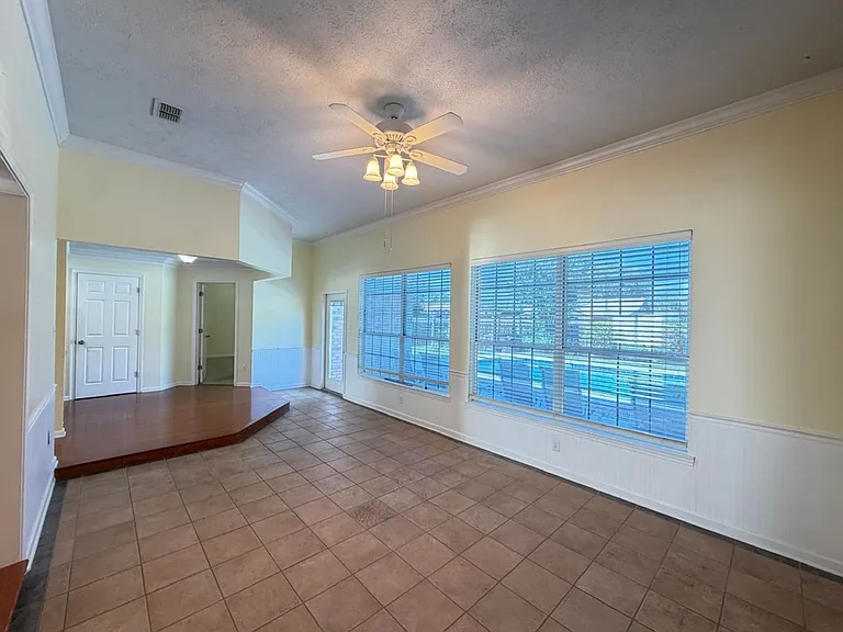 4034 Kristanna Dr — Photo 10