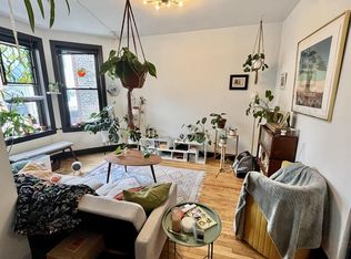 837 W 33rd St #2, Chicago, IL 60608