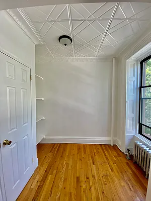 Rented by CMV Realty Inc. | media 5