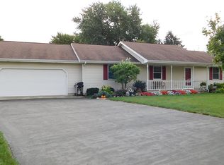 470 Cedar Ln, Arlington, OH