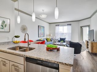 201 NW Kessler Dr #13-206, Lees Summit, MO 64081