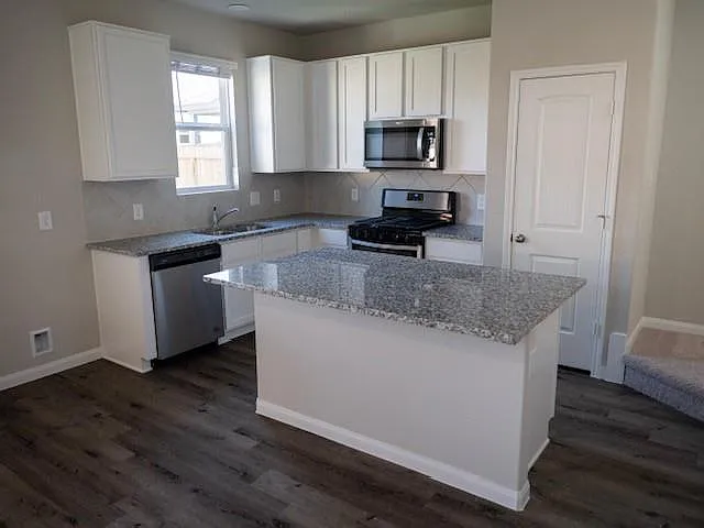 2533 Sturgeon Way — Photo 7