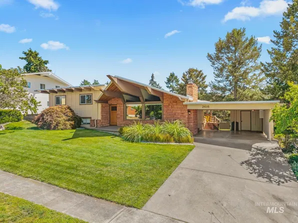 2616 Sunset Dr, Lewiston, ID 83501