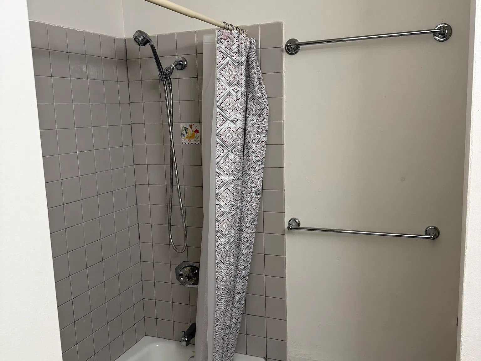 2 bed, 985 sqft, $2,850 — Photo 1