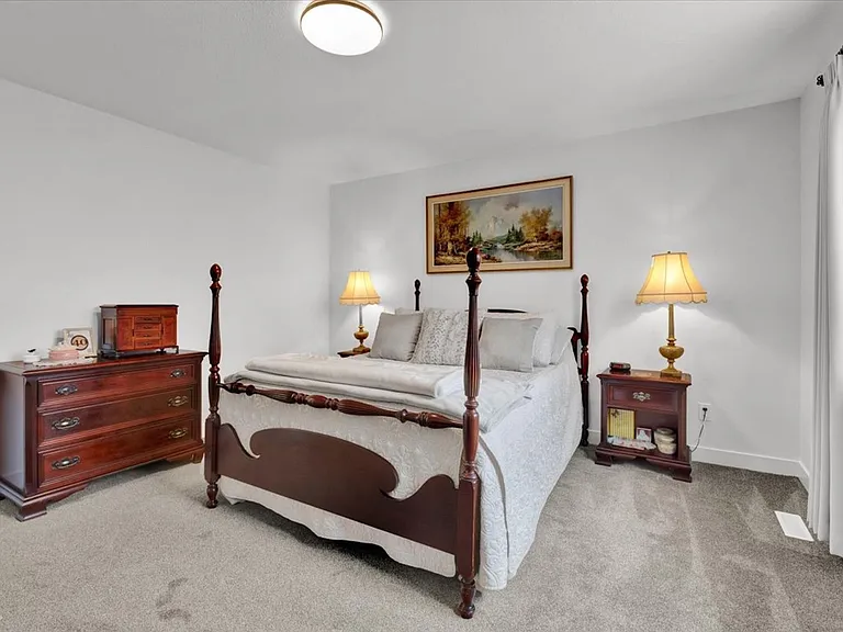 5122 213a St NW #30 — Photo 17