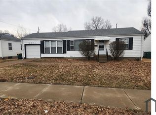 10216 Ashbrook Dr, Saint Louis, MO 63137