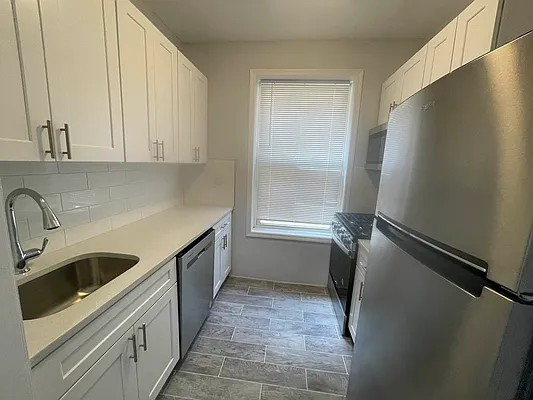 Rented by Metropolis International Realty Inc. | media 3