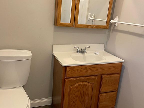 Restroom/Laundry