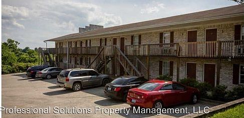 1st image of 124 Manna Dr APT 1