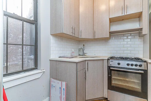 Kitchen, photo 1