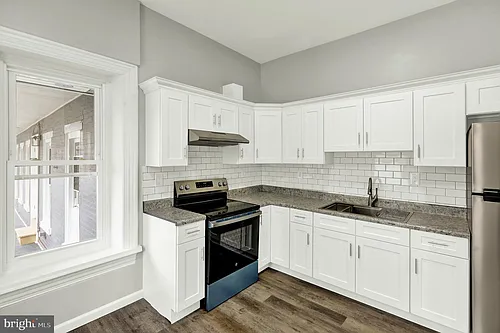 1156 Franklin St #4 Photo 1
