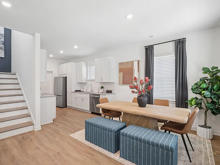 Hamlet Falling Creek - Homes & Townhomes for Rent — Photo 12