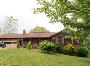 388 Hidden Meadow Dr, Pearisburg, VA 24134
