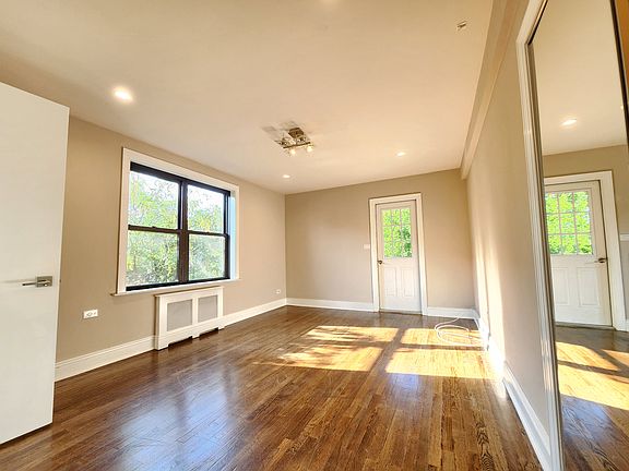 5th image of 530 W 236th St APT 5L
