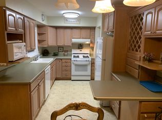 3101 99th St, Highland, IN 46322