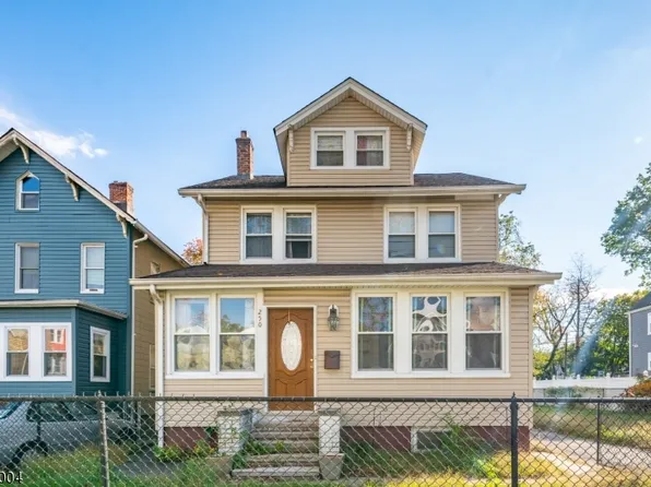 250 N Park St, East Orange City, NJ 07017