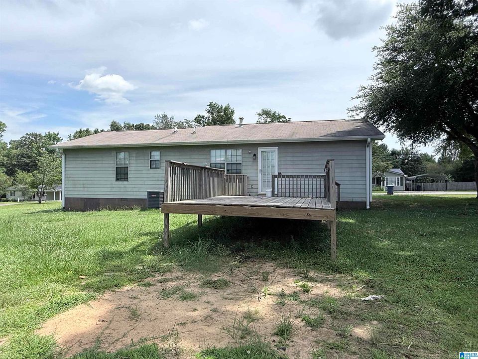 2nd image of 43 Mountain Breeze St