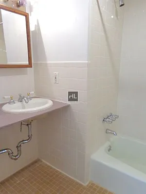 Rented by Highline Residential | media 7