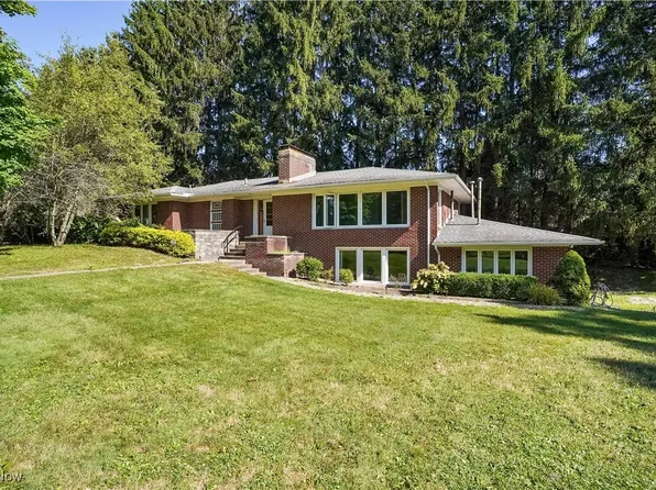 665 Youngstown Kingsville Rd SE, Cortland, OH 44473