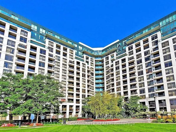 18 Harding Blvd #233, Richmond Hill, ON L4C 0T3