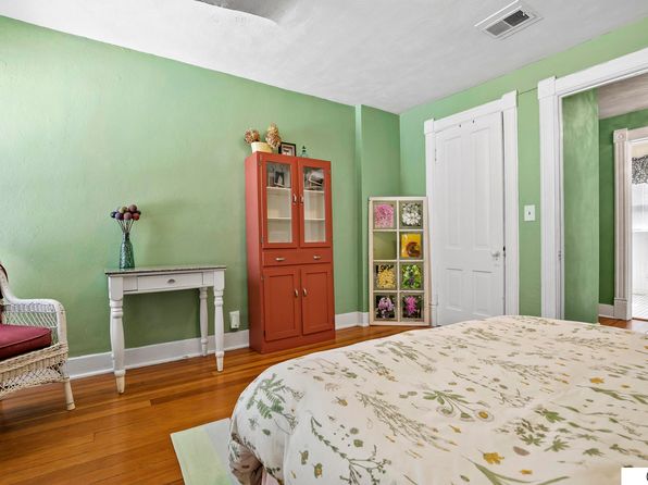 lincoln-nebraska-150305363 picture