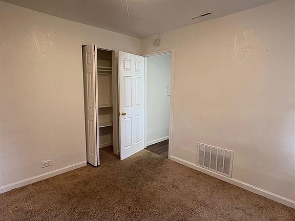 3rd image of 1565 Xanthia Street