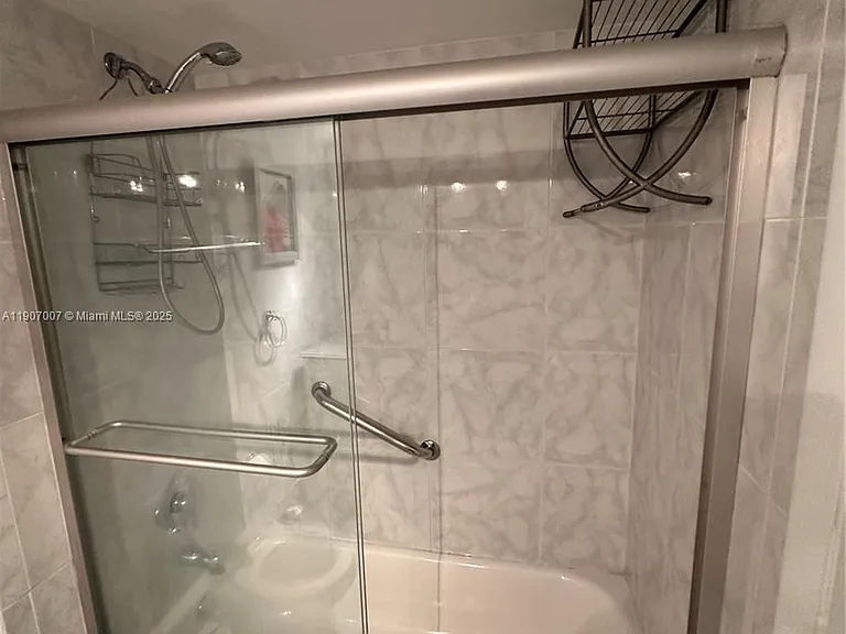 2301 Collins Ave #737 — Photo 2
