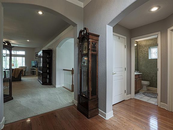 5th image of 8364 Poppy Ln