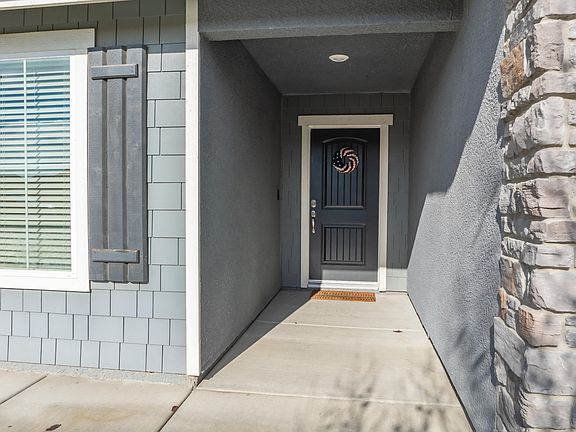 2nd image of 2334 W Mallard Way