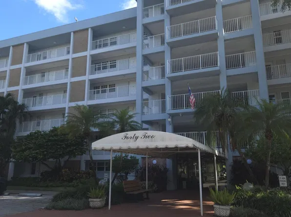 3150 N Course Ln APT 409, Pompano Beach, FL 33069