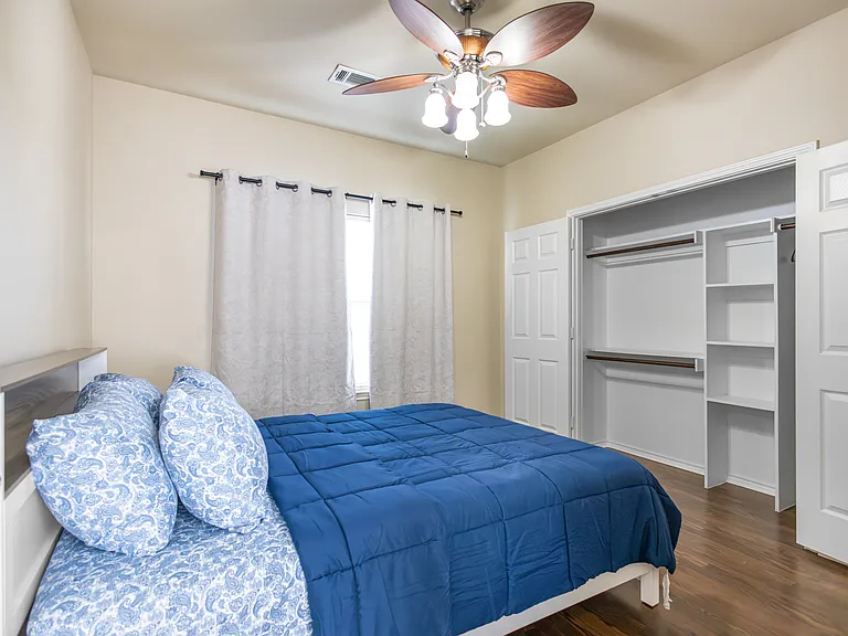 154 Castleridge Dr #B — Photo 36