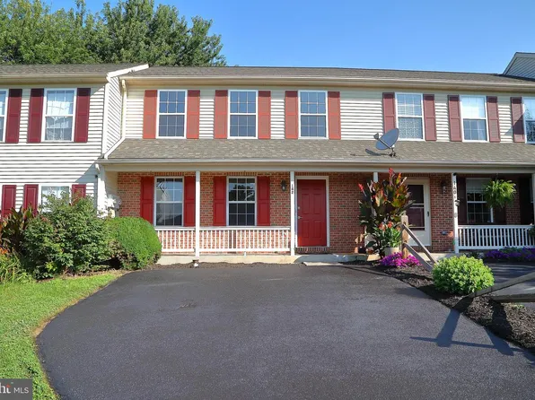 142 Chelmsford Dr, Marietta, PA 17547