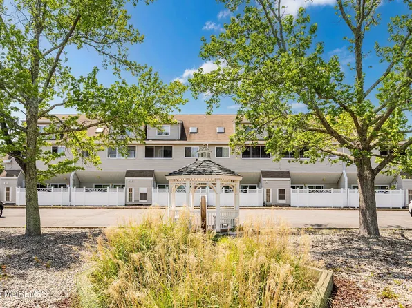 145 Central Avenue #8B, Island Heights, NJ 08732