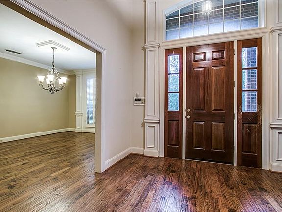 4th image of 240 Canyon Oaks Dr