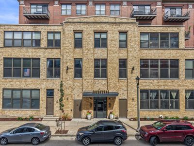 1924 N Hubbard STREET #203, Milwaukee, WI, 53212