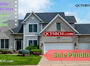 4917 Norfolk Dr, Bettendorf, IA 52722