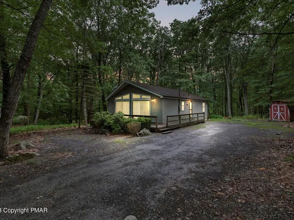 167 Sunlight Dr, Henryville, PA 18332