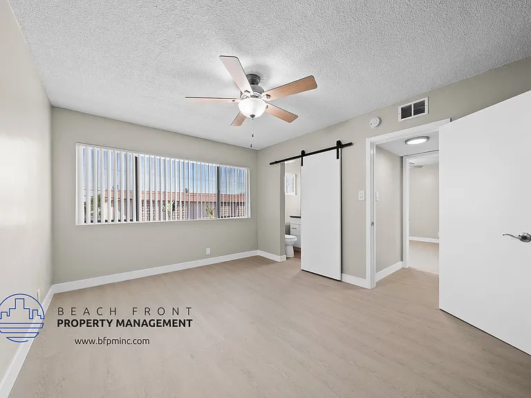 12236 Manor Dr. — Photo 29