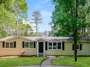 422 Hawthorne Cir, Stockbridge, GA