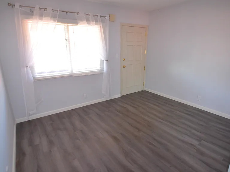 4315 Lennox Blvd #12 — Photo 2