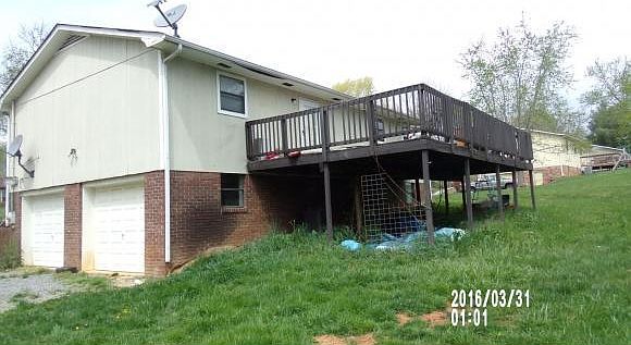 2nd image of 736 Rainbow Cir
