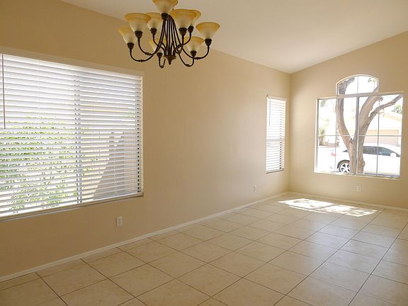 Formal living & dining