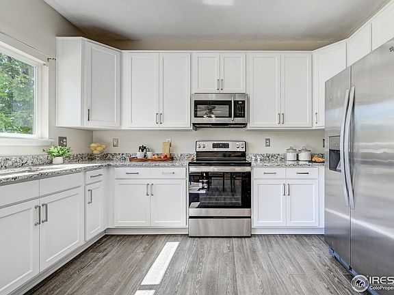 3rd image of 3727 Castle Peak Ave